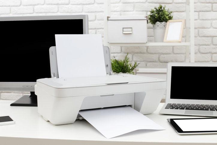 Personal printer on desk
